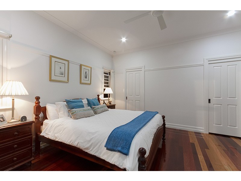 90 Mareeba Road, Ashgrove QLD 4060