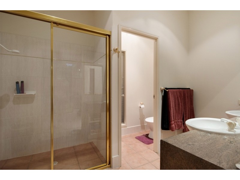 31 Ironbark Place, Bridgeman Downs QLD 4035