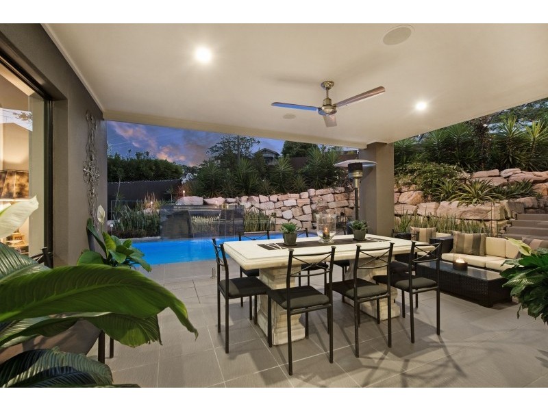 17 Hebe Street, Bardon QLD 4065