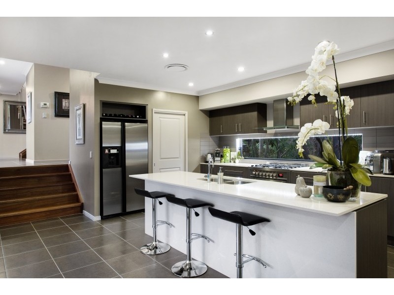 17 Hebe Street, Bardon QLD 4065