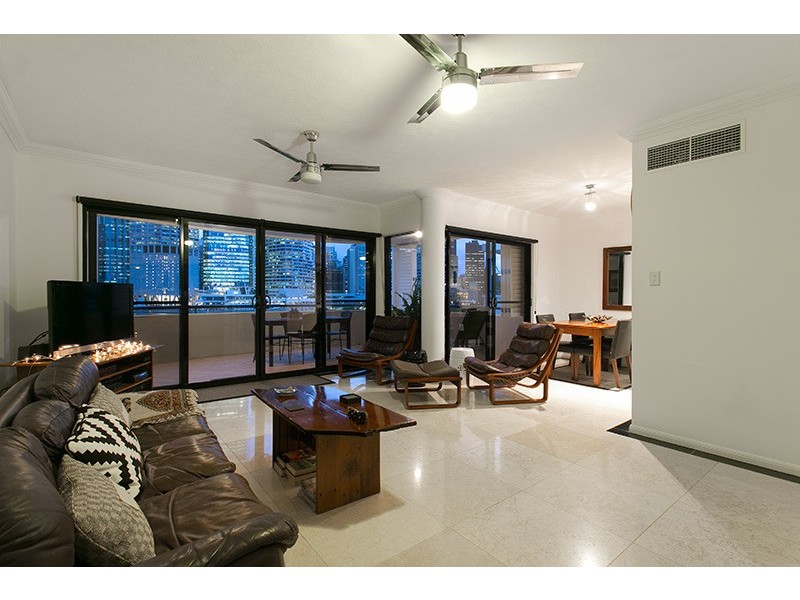 228/36 MacDonald Street, Kangaroo Point QLD 4169