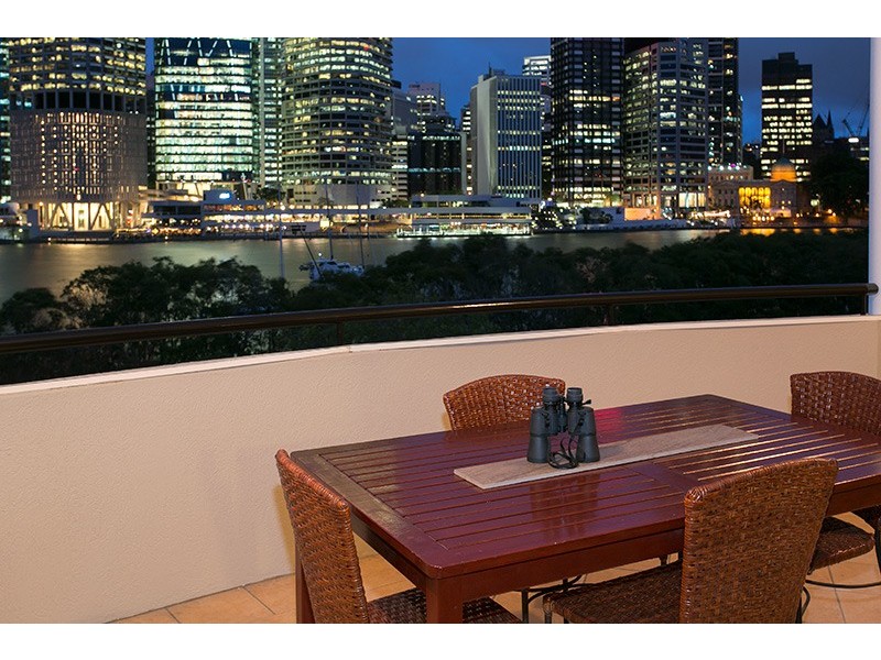 228/36 MacDonald Street, Kangaroo Point QLD 4169