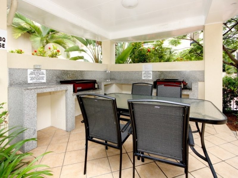 228/36 MacDonald Street, Kangaroo Point QLD 4169