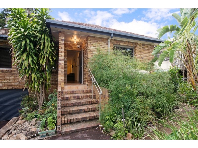 57 Lewin Street, Bardon QLD 4065