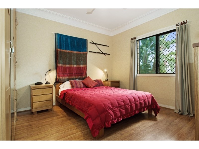 57 Lewin Street, Bardon QLD 4065