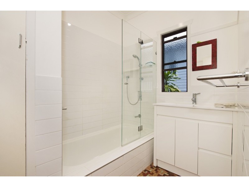 57 Lewin Street, Bardon QLD 4065