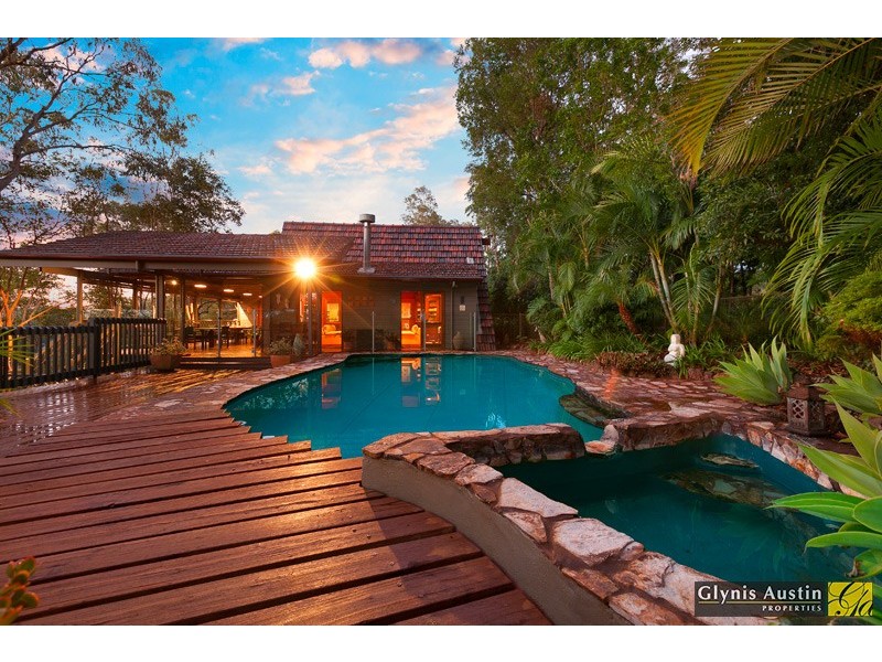 69 Yarrabee Road, The Gap QLD 4061