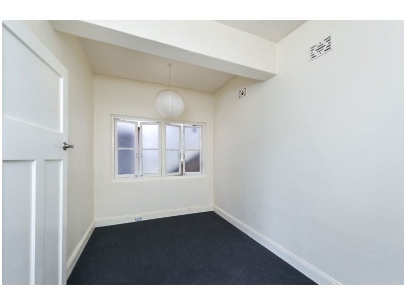 24 Macgregor Terrace, Bardon QLD 4065