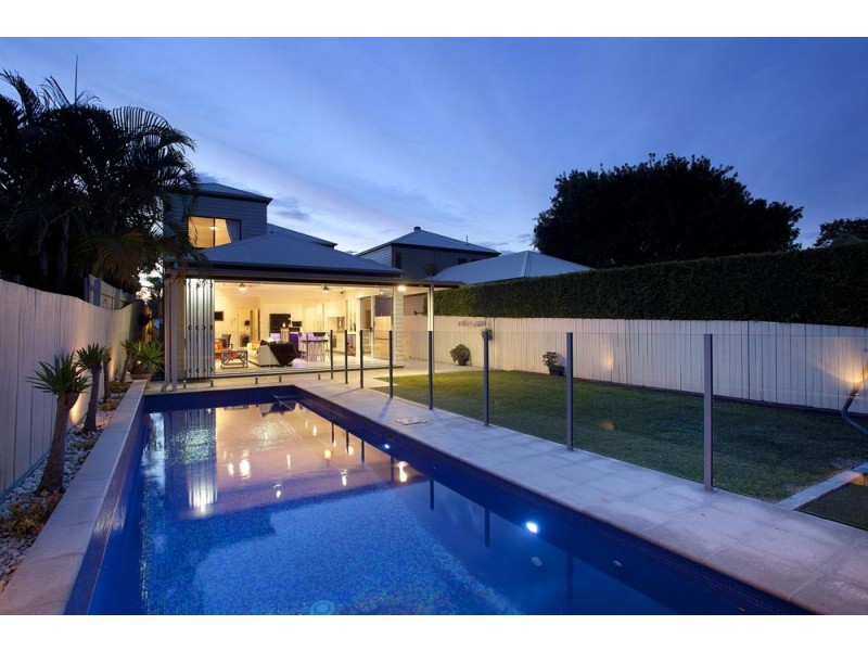 11 Praed Street, Red Hill QLD 4059