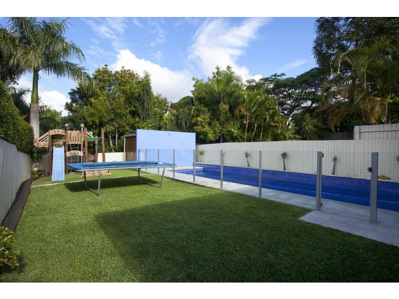 11 Praed Street, Red Hill QLD 4059