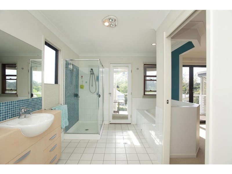 11 Praed Street, Red Hill QLD 4059