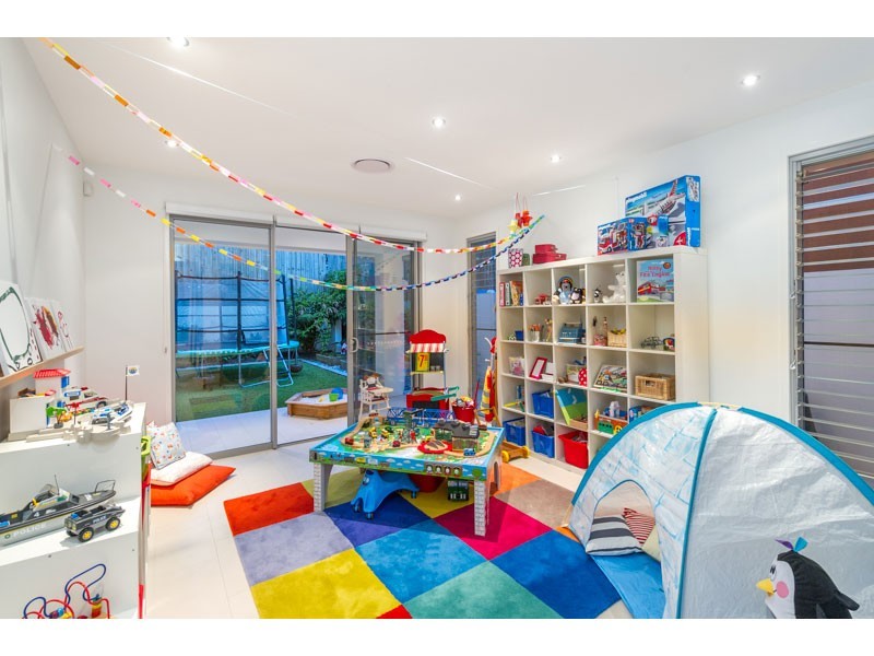 32 David Avenue, Bardon QLD 4065