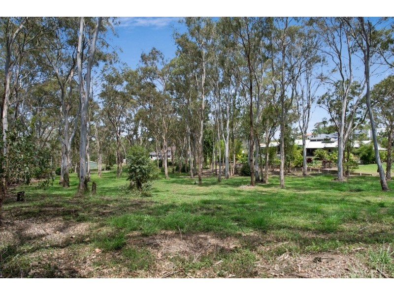 61 Retreat Street, Bridgeman Downs QLD 4035