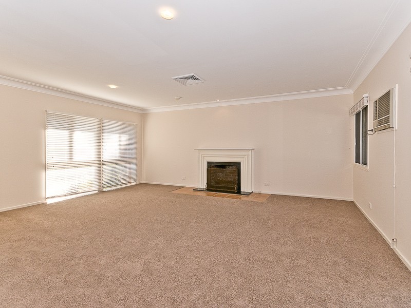 61 Retreat Street, Bridgeman Downs QLD 4035