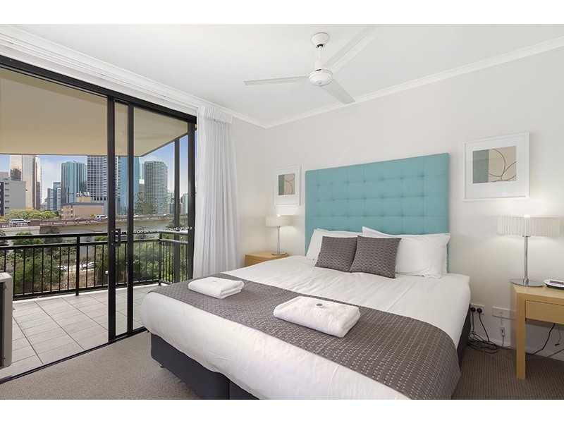65/15 Goodwin Street, Kangaroo Point QLD 4169
