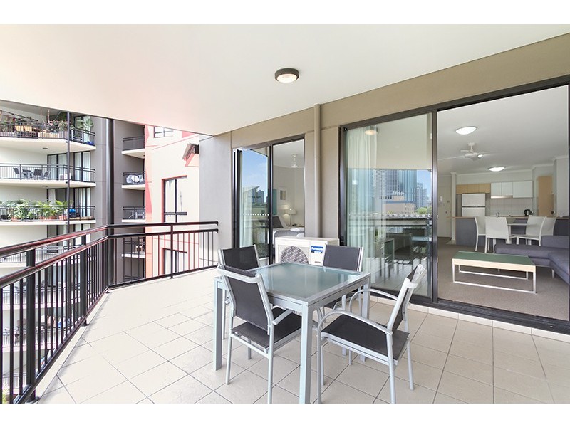 65/15 Goodwin Street, Kangaroo Point QLD 4169