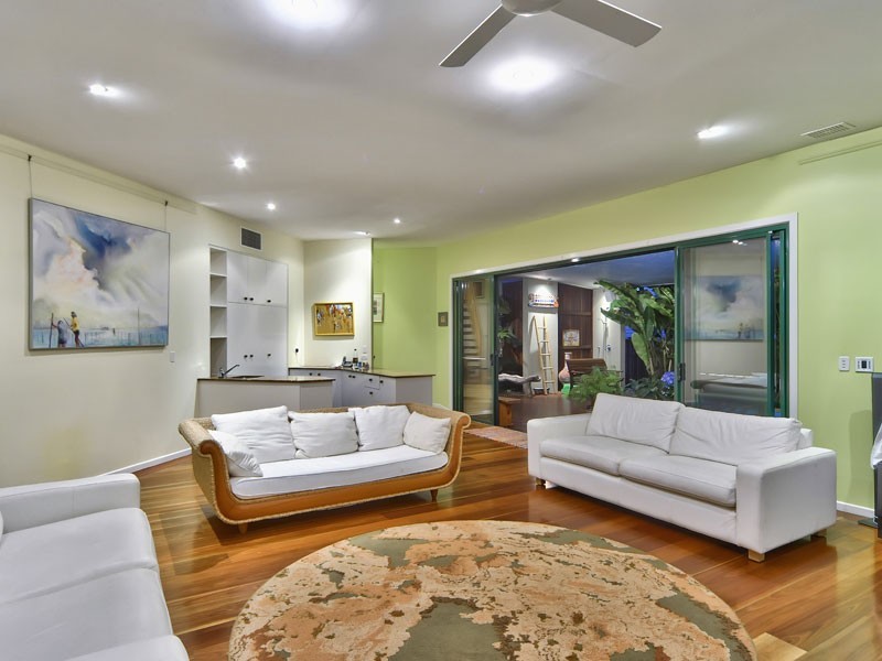 43 Lilley Road, Bardon QLD 4065