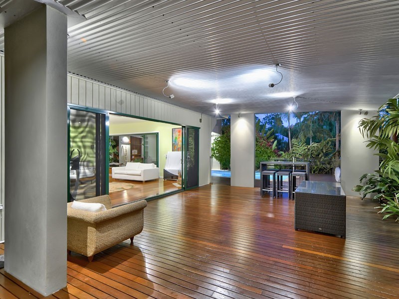 43 Lilley Road, Bardon QLD 4065