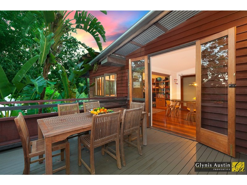 27 Walter Street, Toowong QLD 4066