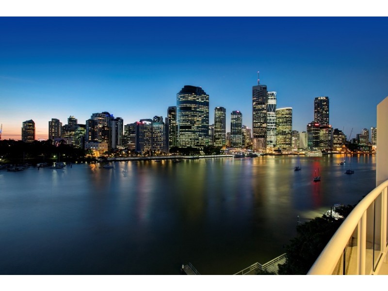 21 Pixley Street, Kangaroo Point QLD 4169