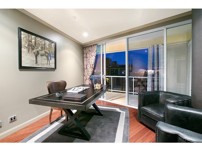 21 Pixley Street, Kangaroo Point QLD 4169