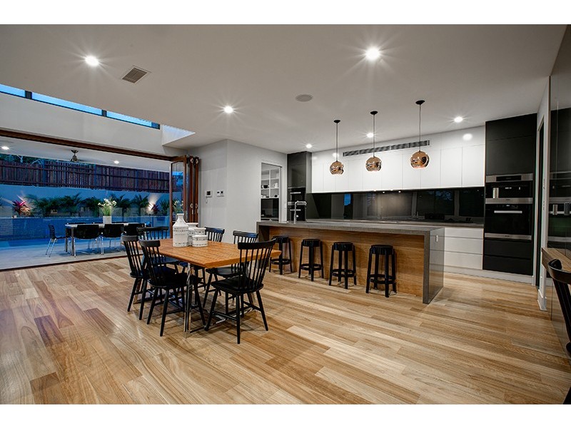 105 Fifth Avenue, Balmoral QLD 4171