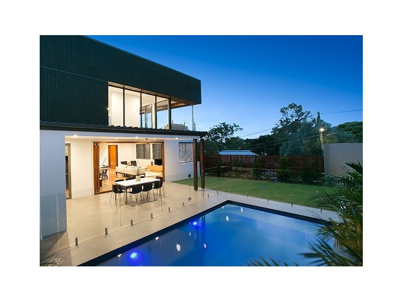 105 Fifth Avenue, Balmoral QLD 4171