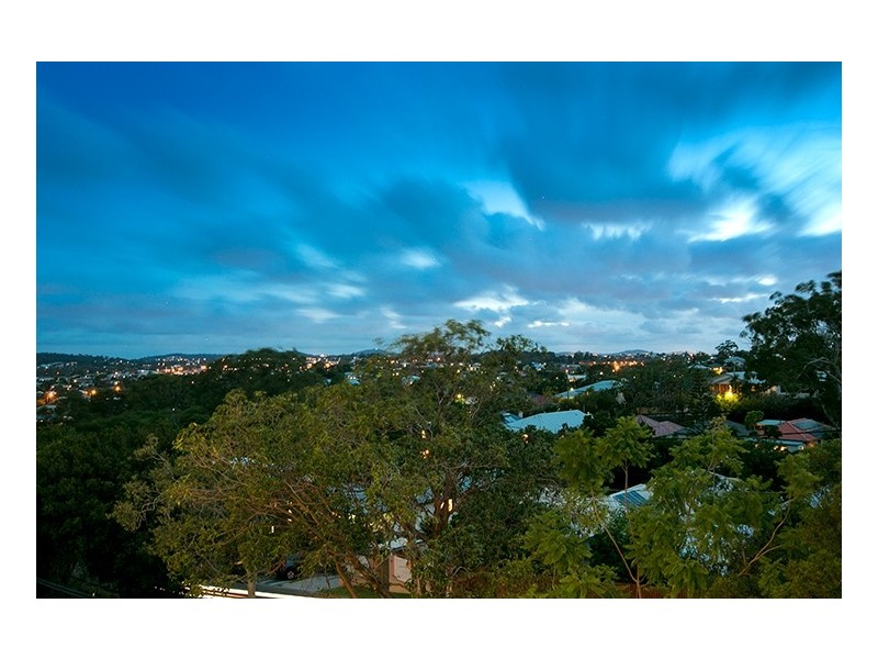 105 Fifth Avenue, Balmoral QLD 4171