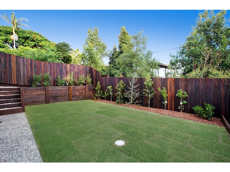 105 Fifth Avenue, Balmoral QLD 4171