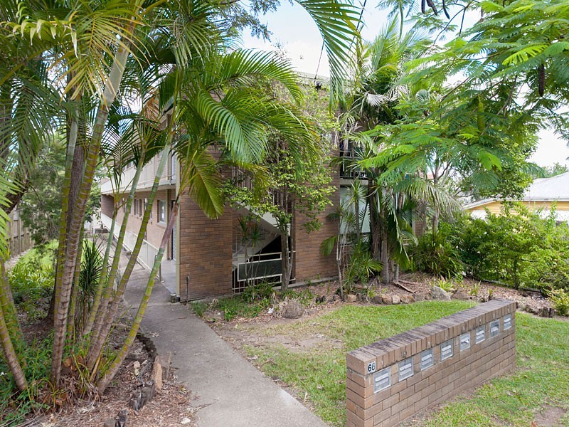 2/66 Dunsmore Street, Kelvin Grove QLD 4059