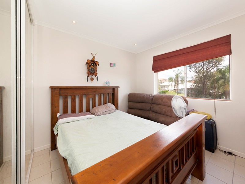 2/66 Dunsmore Street, Kelvin Grove QLD 4059