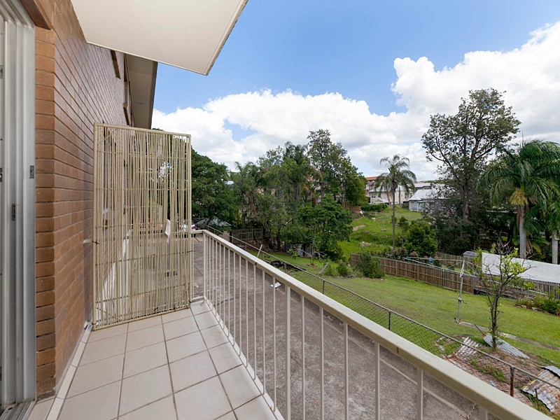 2/66 Dunsmore Street, Kelvin Grove QLD 4059