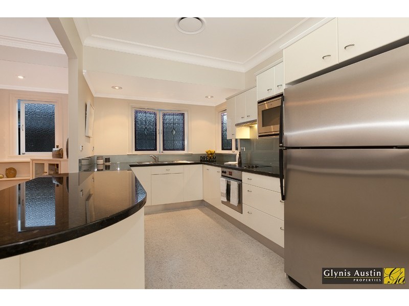 5 Bearsden Avenue, Newmarket QLD 4051