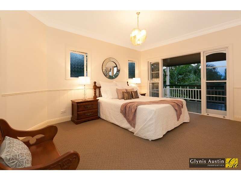 5 Bearsden Avenue, Newmarket QLD 4051