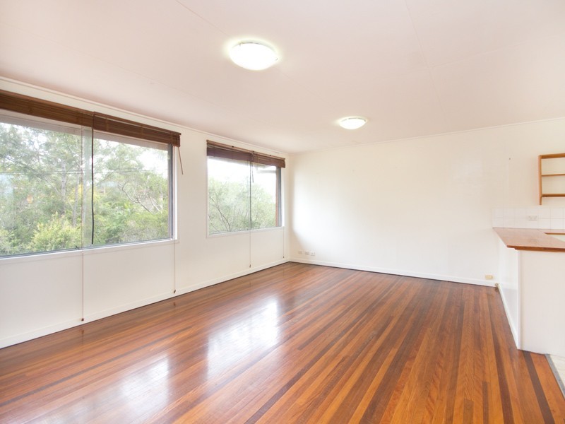 14 Algona Street, Holland Park West QLD 4121