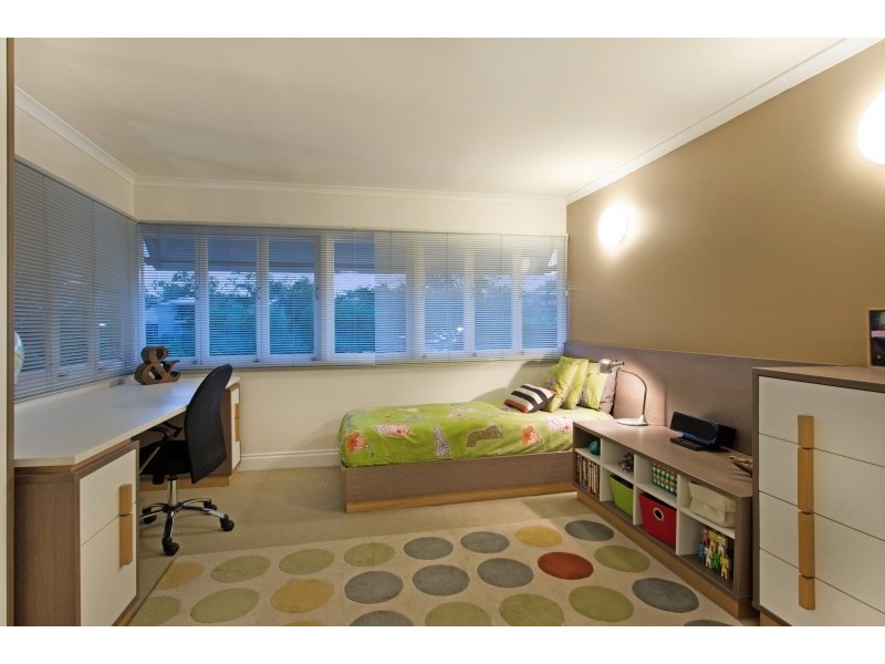 67 Gerler Street, Bardon QLD 4065