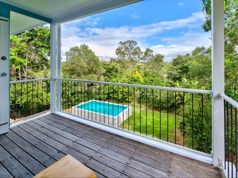 17 D’Aguilar Road, The Gap QLD 4061