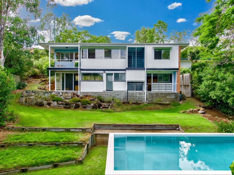 17 D’Aguilar Road, The Gap QLD 4061