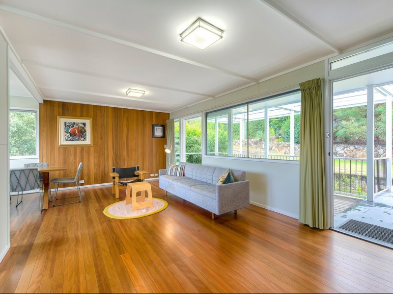 17 D’Aguilar Road, The Gap QLD 4061