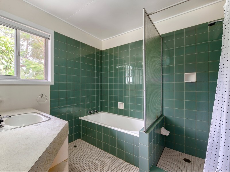 17 D’Aguilar Road, The Gap QLD 4061