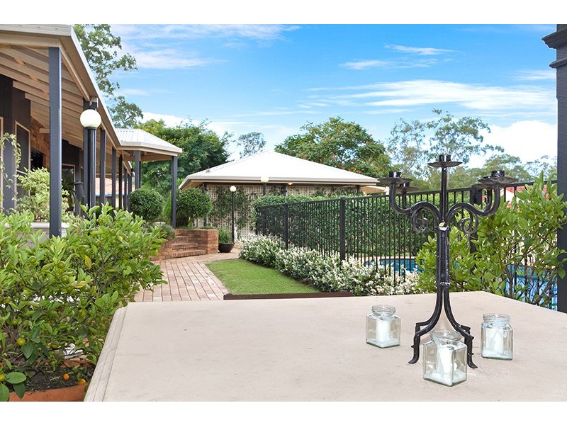 11 Vakuta Street, Fig Tree Pocket QLD 4069