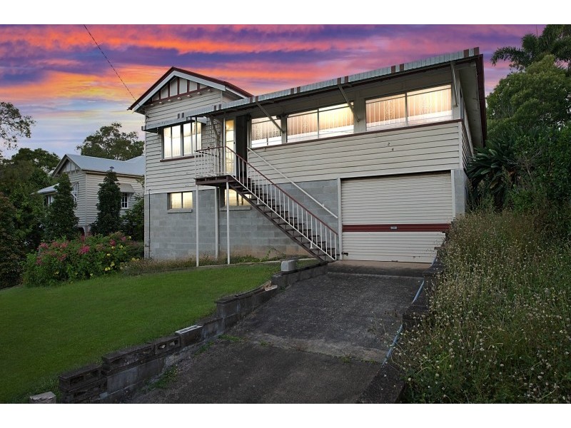 24 Mackay Terrace, Bardon QLD 4065