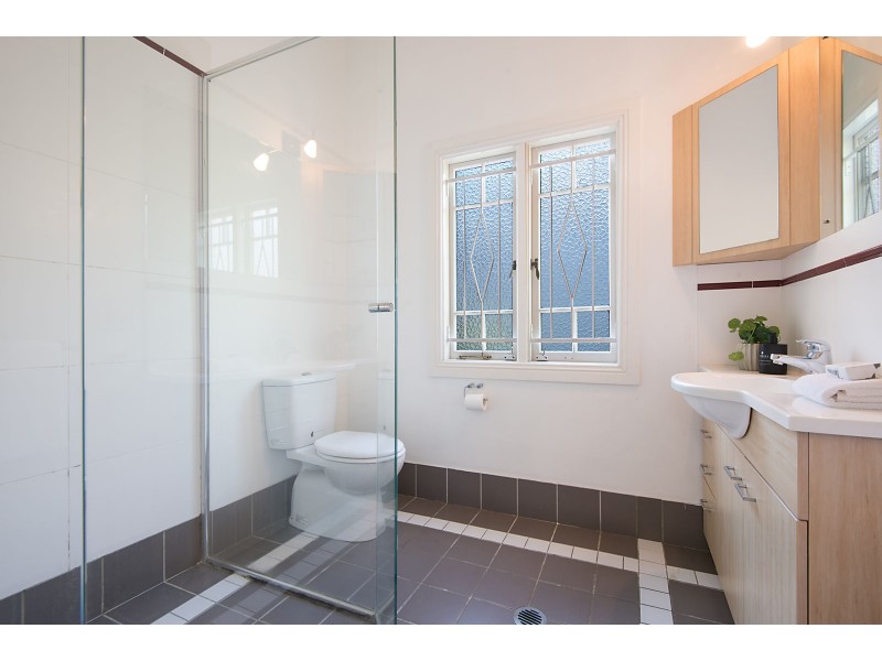 34 Arthur Terrace, Red Hill QLD 4059