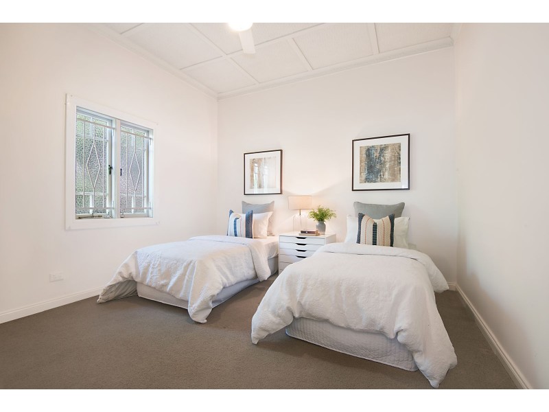 34 Arthur Terrace, Red Hill QLD 4059