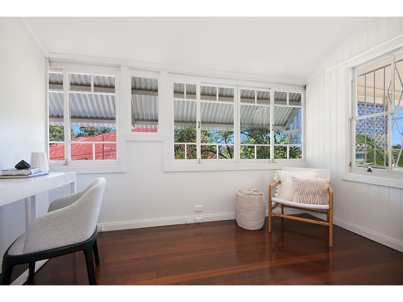 34 Arthur Terrace, Red Hill QLD 4059