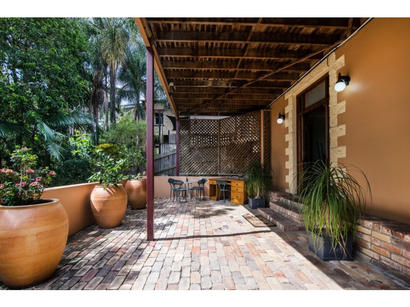 47 Arthur Tce, Red Hill QLD 4059