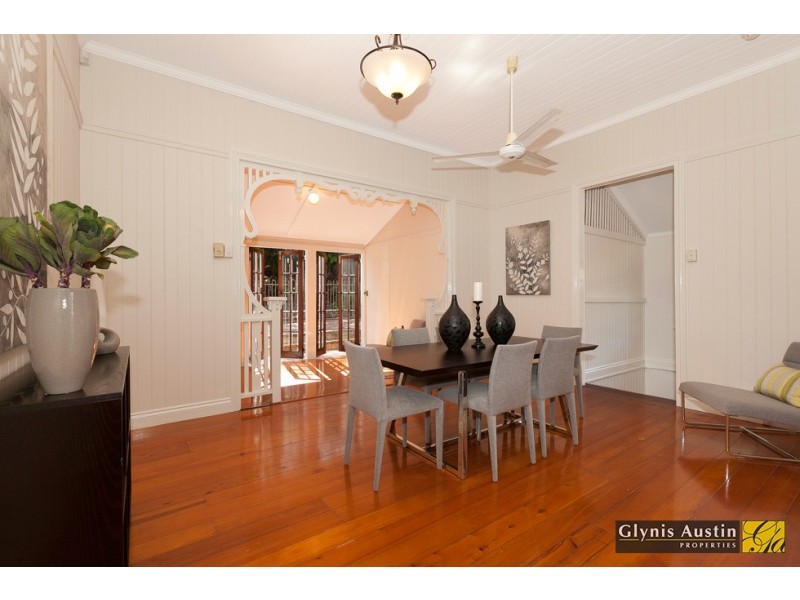 47 Raleigh Parade, Ashgrove QLD 4060