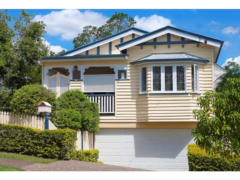 174 Simpsons Road, Bardon QLD 4065