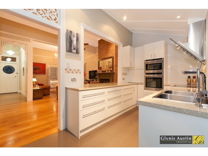 9 Kennedy Terrace, Paddington QLD 4064