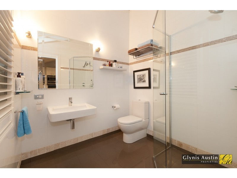 9 Kennedy Terrace, Paddington QLD 4064